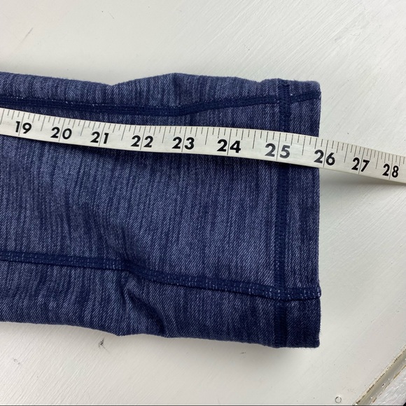 Lululemon womens roll up cropped leggings yoga pants size 4 blue - Picture 8 of 8